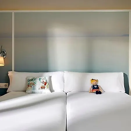 מלון דירות Grupotel Flamingo 2*